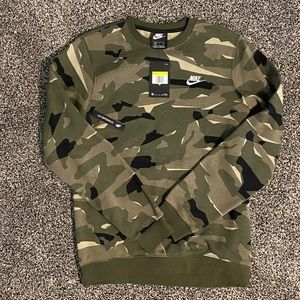 Nike camouflage sweatshirt